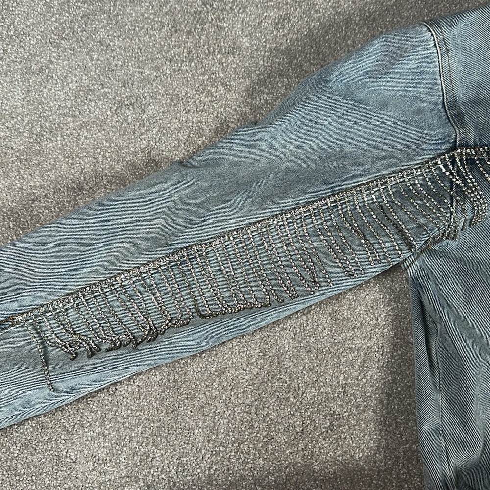Distressed, rhinestone, fringe, jean jacket,‎ grunge, punk band rock - Picture 13 of 15